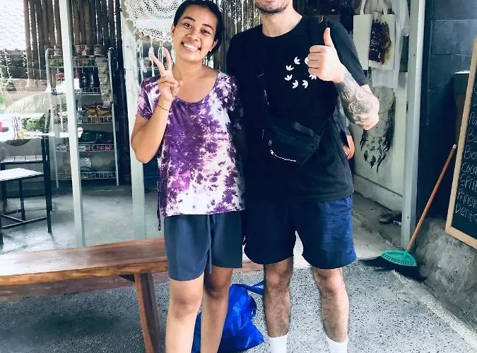 Yasa Backpackers House Hostal