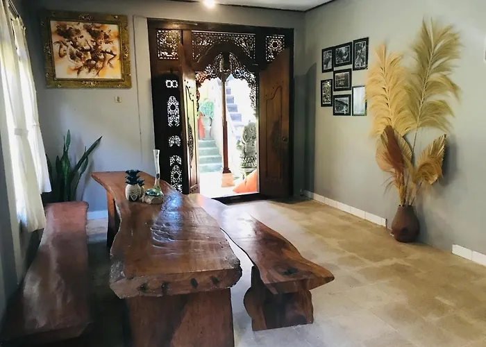Yasa Backpackers House * Ubud