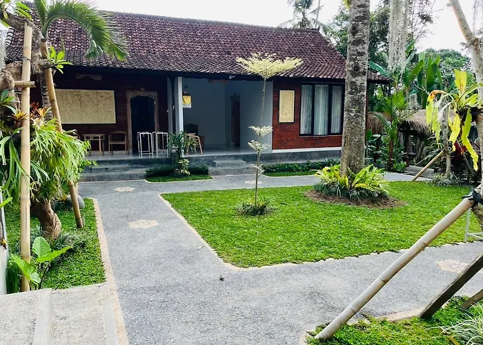 ホステル Yasa Backpackers House