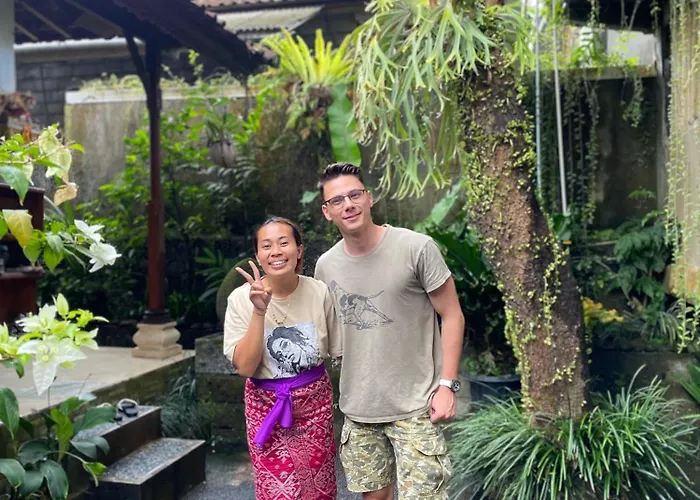 Yasa Backpackers House Hostal *